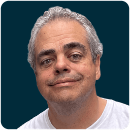 Troy Janisch headshot